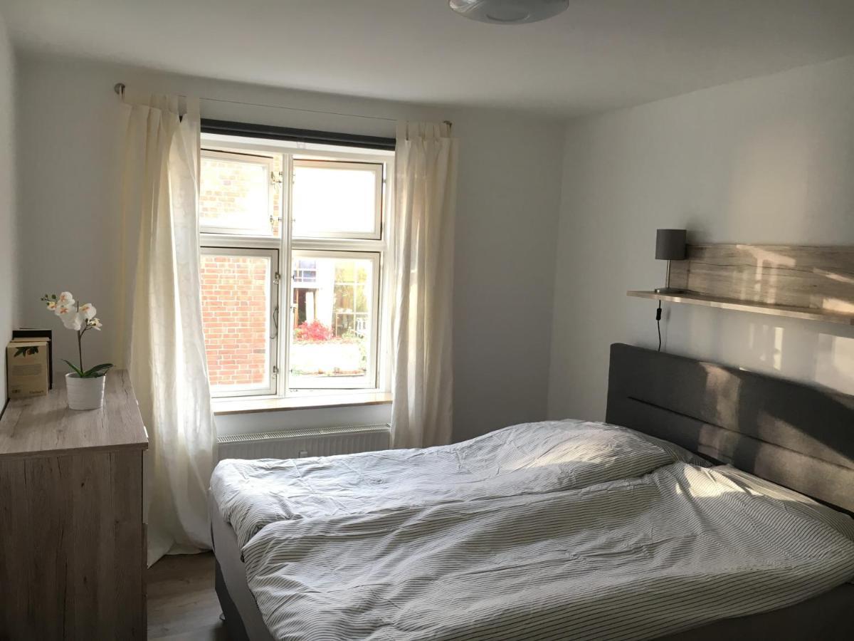 2-zimmer-wohnung In Stralsunds Altstadt Apartment *